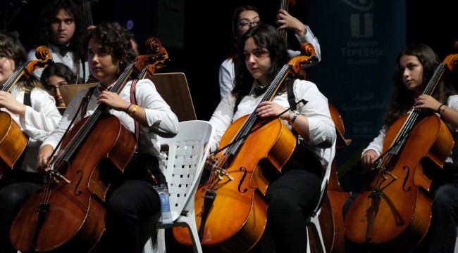 ÇOCUK SENFONİ ORKESTRASI BODRUM'DA SEYİRCİYLE BULUŞTU