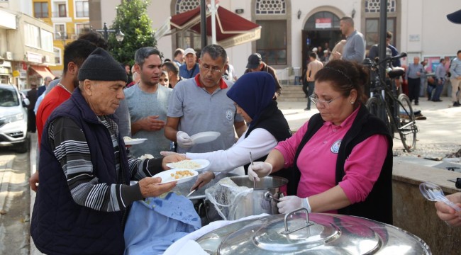 KOCACAMİ MAHALLESİ'NDE ATA'MIZ ve ŞEHİTLERİMİZ İÇİN HAYIR DÜZENLEDİ