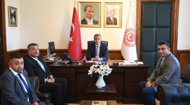 TBMM Genel Sekreterliğini üstlenen Talip UZUN beyi göreve gelişinden ötürü Meydan Haber ailesi olarak tebrik ettik.