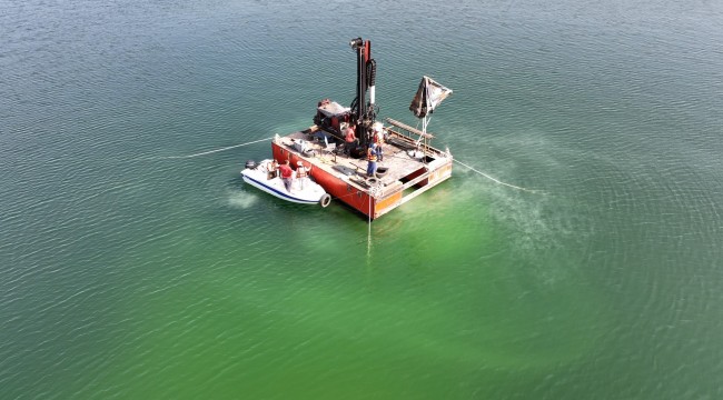 TÜRKİYE'DE İLK: ASKİ, BARAJ ÜZERİNDE YÜZER GES KURARAK ELEKTRİK ÜRETECEK