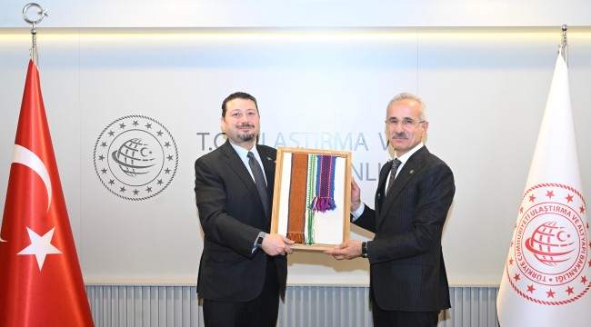 ULAŞTIRMA VE ALTYAPI BAKANI ABDULKADİR URALOĞLU, SUUDİ ARABİSTAN BÜYÜKELÇİSİ FAHAD BİN ASSAAD BİN ABDULKAREEM ABUALNASR'I KABUL ETTİ