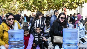 ANKARA BÜYÜKŞEHİR BELEDİYESİ ATATÜRK VE ŞEHİTLERİMİZ İÇİN MEVLİT OKUTTU