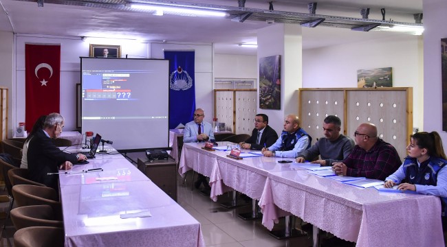 ANKARA BÜYÜKŞEHİR BELEDİYESİNDEN ENGELLİ VATANDAŞLARA 100 SİMİT CAMEKÂNI