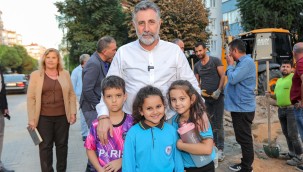 Bayraklı'da tüm sokaklar yenileniyor!