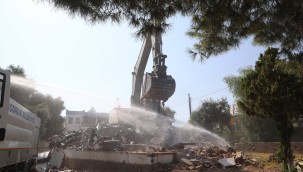 BODRUM'DA KAÇAK YAPILAŞMA İLE MÜCADELE SÜRÜYOR