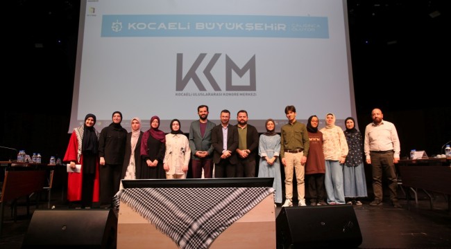 Gençler, Sezai Karakoç öğretisinin emanetçileri olduklarını kanıtladı