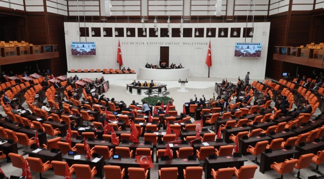 Nebi Hatipoğlu'nun AK Parti'ye katılmasıyla TBMM'deki sandalye dağılımı değişti