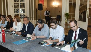 ULUS TARİHİ KENT MERKEZİ SİT ALANLARI İÇİN PAYDAŞ DANIŞMA KURULU TOPLANTILARININ İLKİ GERÇEKLEŞTİRİLDİ