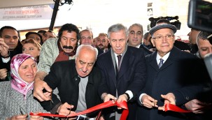 ARTIK DAHA MODERN VE HİJYENİK: TARİHİ ULUS HALİ KAPSAMLI YENİLEME ÇALIŞMALARININ ARDINDAN AÇILDI