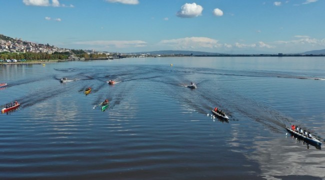 Büyükşehir'den Karşıyaka sahiline Su Sporları Merkezi