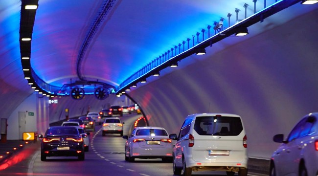 'İLK'LERİN PROJESİ AVRASYA TÜNELİ 7 YAŞINDA ULAŞTIRMA VE ALTYAPI BAKANI ABDULKADİR URALOĞLU: -AVRASYA TÜNELİ'NDEN 7 YILDA 123 MİLYON ARAÇ GEÇİŞİ YAPILDI -AVRASYA TÜNELİ'NİN TÜRKİYE EKONOMİSİNE KATKISI 1,5 MİLYAR DOLARA ULAŞTI -AVRASYA TÜNE