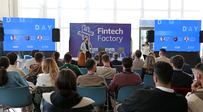 İNTECH FACTORY HIZLANDIRMA PROGRAMI'NIN MEZUNLARI YATIRIMCILARLA BULUŞTU