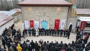 Tarihi Camii Cuma Namazıyla İbadete Açıldı