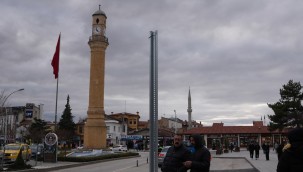 Trafik lambaları devre dışı bırakıldı, kasis kaldırıldı