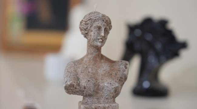 'Zemheride' Karma Sergisi, Kartallı Sanatseverler ile Buluştu