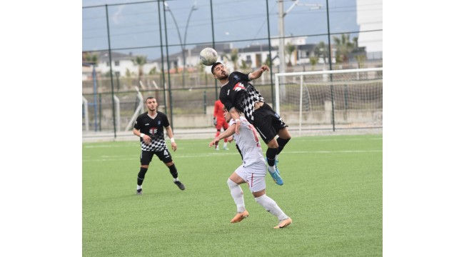 BAL'DA MANİSA DERBİSİ YUNUSEMRE'NİN: 0-1