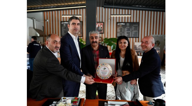 Başkan Gökhan Yüksel Kartal Gümüşhane Dernekleri Üyeleriyle Bir Araya Geldi