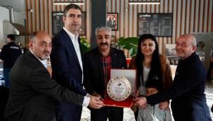 Başkan Gökhan Yüksel Kartal Gümüşhane Dernekleri Üyeleriyle Bir Araya Geldi