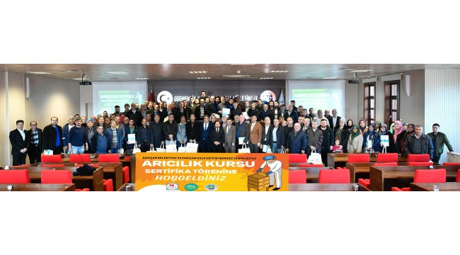 SARIÇAM BELEDİYESİ'NDEN ARICILIK KURSU