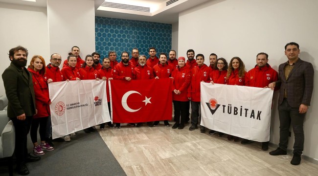 8. Ulusal Antarktika Bilim Seferi'ne katılan ekip İstanbul'a döndü