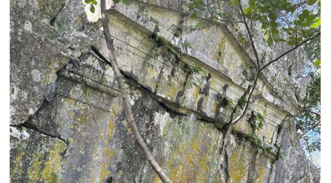 2 bin 500 yıllık kaya mezarı turizme kazandırılacak