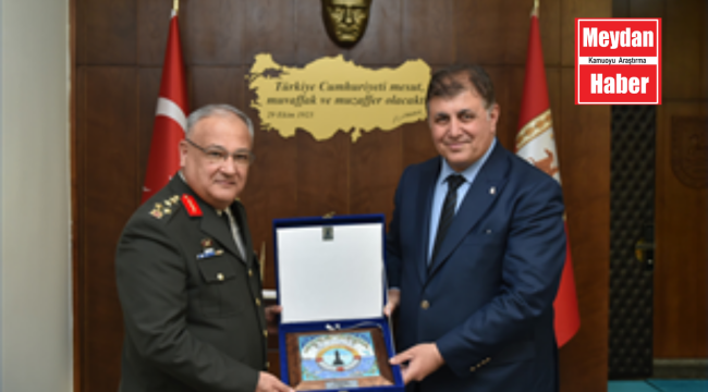 Başkan Cemil Tugay Ege Ordusu Komutanı Yeni'yi ziyaret etti