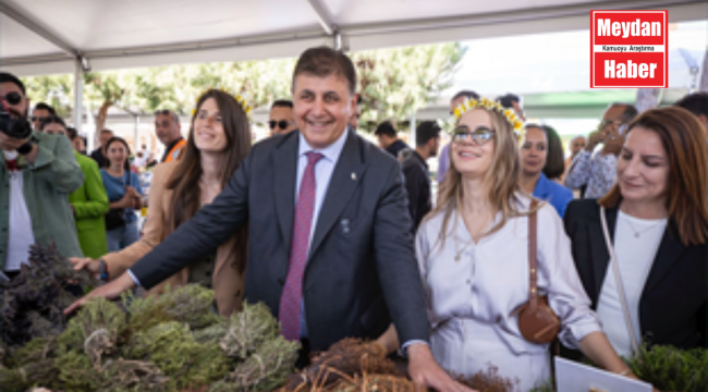 Başkan Tugay, Alaçatı Ot Festivali'nin açılışını yaptı