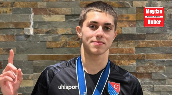 Doruk Erolçevik, yıldızlarda dünya şampiyonu oldu