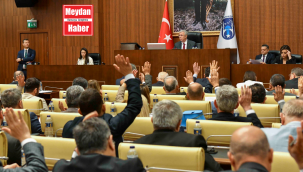 MANSUR YAVAŞ'TAN 5 YILIN ÖZETİ: "ASIL FAALİYET RAPORU MİLLETİMİZ TARAFINDAN OYLANDI VE REKOR OYLA ONAYLANDI"