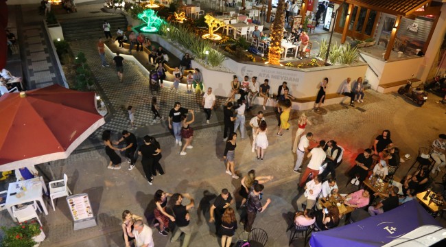 ATA MEYDANI DANS İLE GÜZELLEŞTİ