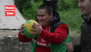 Engelli Eğitim Merkezi öğrencileri Hıdırellez'i kutladı