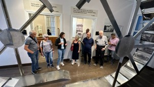 Fotoğraf Sanatçısı Yusuf Tuvi, Turgutlu Kent Müzesi'ni ziyaret etti