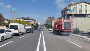 Körfez Mevlana Caddesi'nde yol çizgileri de tamam