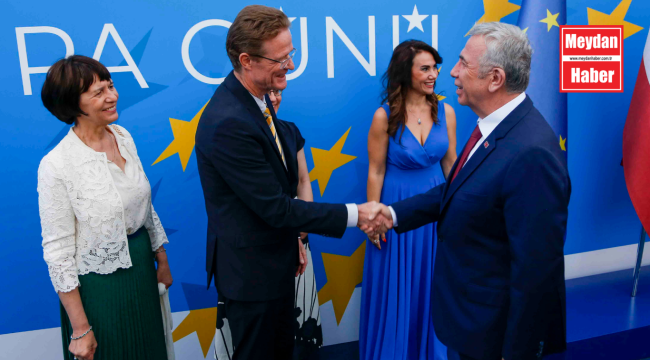 MANSUR YAVAŞ 9 MAYIS AVRUPA GÜNÜ ETKİNLİĞİNE KATILDI