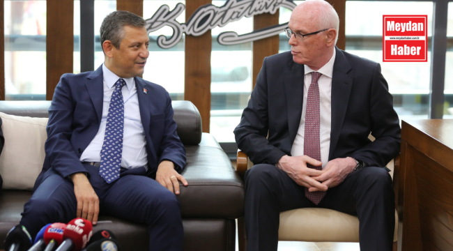 ÖZGÜR ÖZEL'DEN BAŞKAN KURT'A ZİYARET!