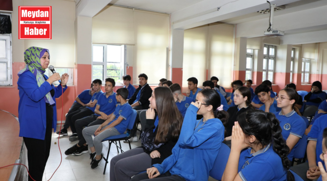 YUNUSEMRE'DEN SON SINIF ÖĞRENCİLERİNE MOTİVASYON SEMİNERİ
