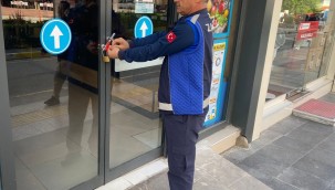 Zincir market şubesi mühürledi