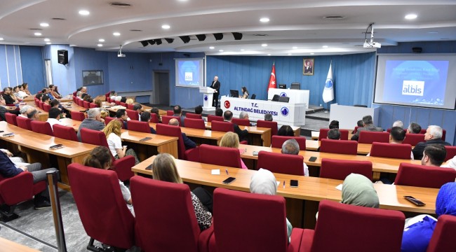 ALTINDAĞ'DA "KENT BİLGİ SİSTEMİ" TANITILDI