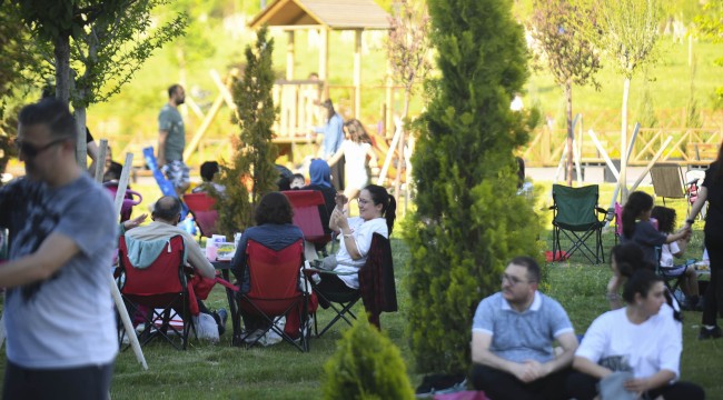 BAŞKENTLİLER BATIKENT REKREASYON ALANI'NDA KEYİFLİ VAKİT GEÇİRİYOR