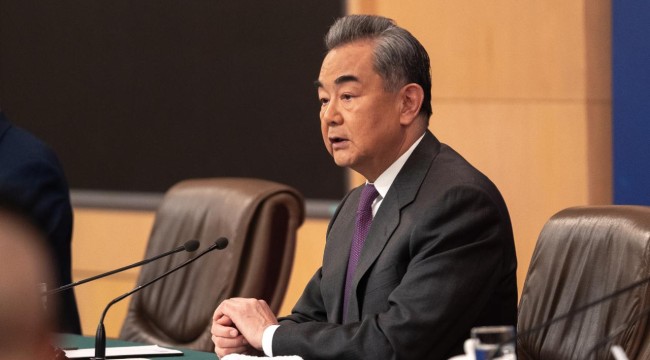 Çinli Bakan Vang: Gazze'de bir an önce ateşkes sağlanmalı