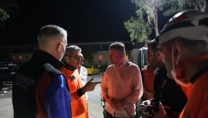 BUCA BELEDİYESİ YANGININ ORTASINDA KALAN CANLARA KUCAK AÇTI