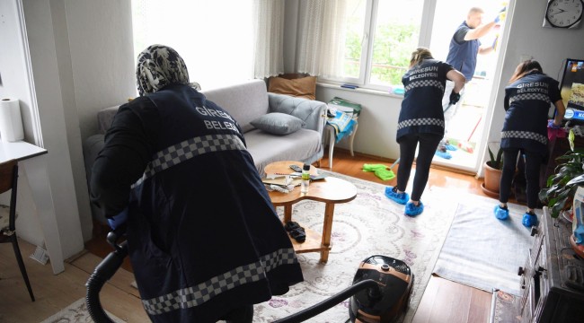 EVDE BAKIM VE TEMİZLİK HİZMETLERİ BİRİMİ FAALİYETLERİNİ ARTIRDI