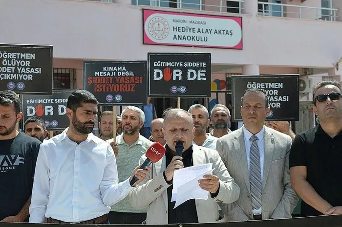 Mardin'de öğretmene yumruklu saldırı!.