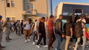 Mersin'de 50 düzensiz göçmen yakalandı