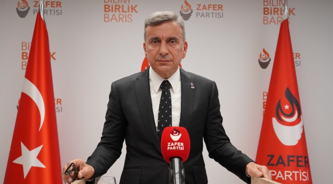 Zafer Partisi Sözcüsü Azmi Karamahmutoğlu, Zafer Partisi'nin gündeme ilişkin görüşlerini açıkladı.