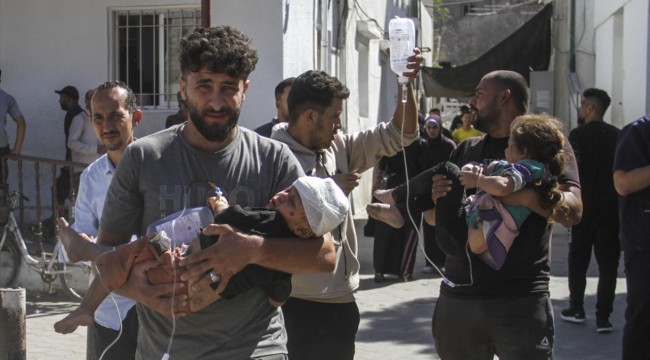 Çocuk katili İsrail sivillerin çadırlarını bombaladı: 20 ölü