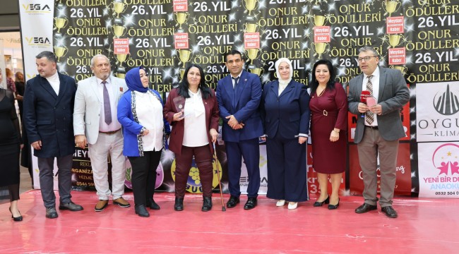 İZMİR SAĞLIKLI SOSYAL YAŞAM VE DAYANIŞMA ENGELLİLER DERNEĞİ ÖDÜLÜNÜ ALDI