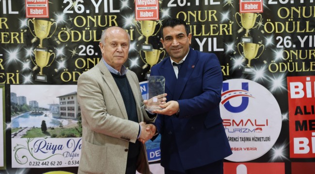 MİMAR CEMİL ŞEBOY 2025 ONUR ÖDÜLÜNÜ ALDI