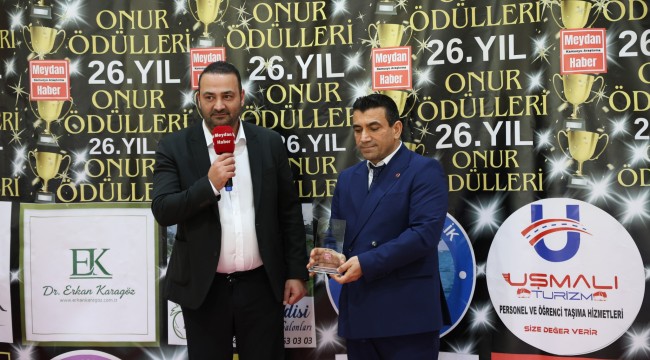 MİMAR TURGUT ERBAK 2025 ONUR ÖDÜLÜNÜ ALDI
