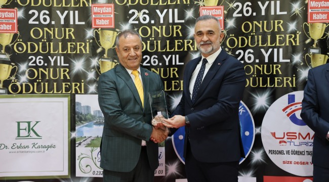 MUSTAFA YILDIZ ÖDÜLÜNÜ ALDI